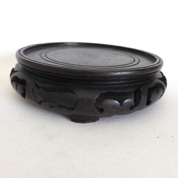 NEW 13” DECORATIVE GLASS CLOCHE DISPLAY DOME COVER HAND CARVED BLACK WOOD BASE - Picture 5 of 9